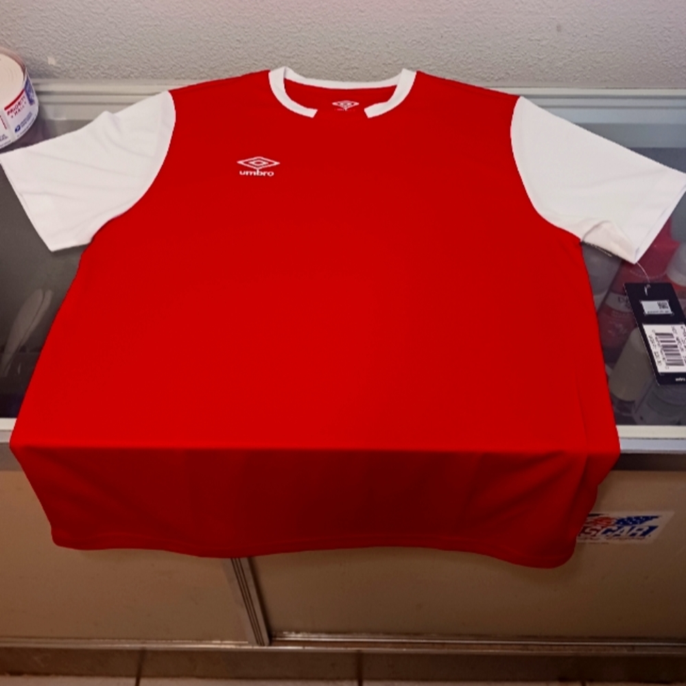 Umbro Tee Shirt